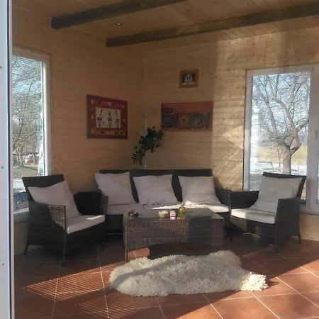 Apartman Trocnov Vakantiehuis *